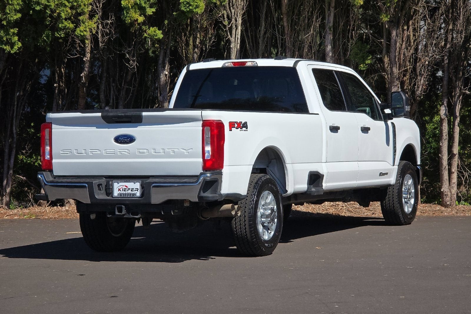 2023 Ford Super Duty F-350 SRW XLT