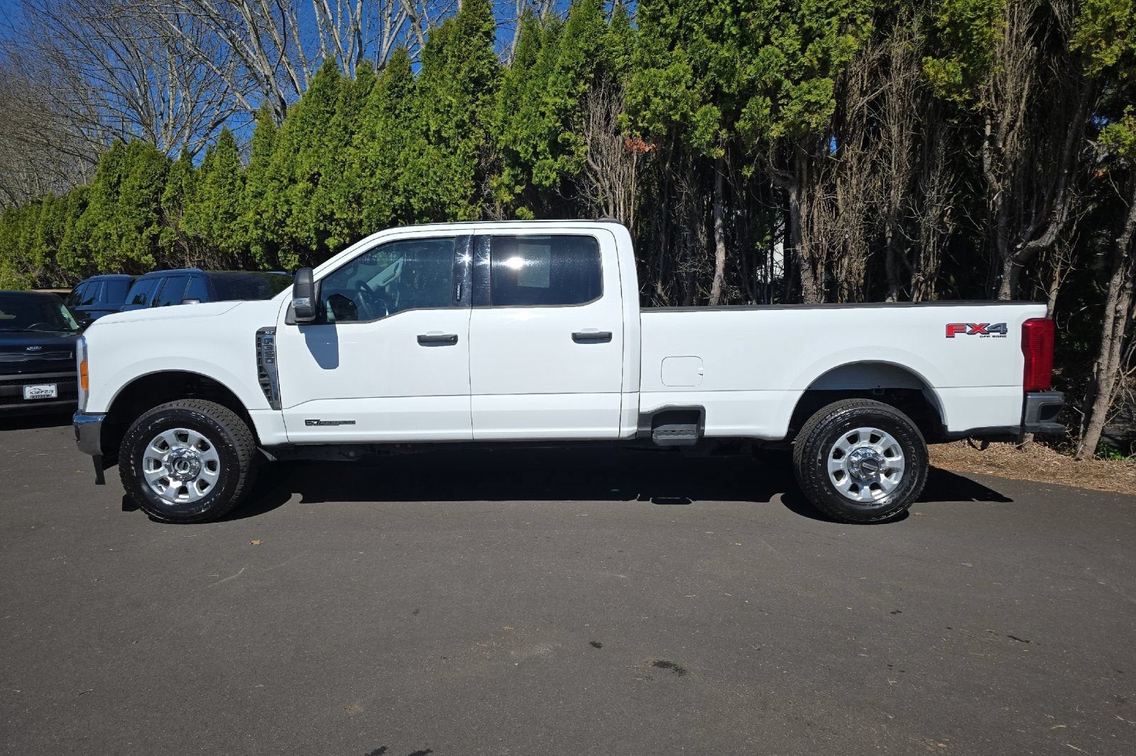 2023 Ford Super Duty F-350 SRW XLT