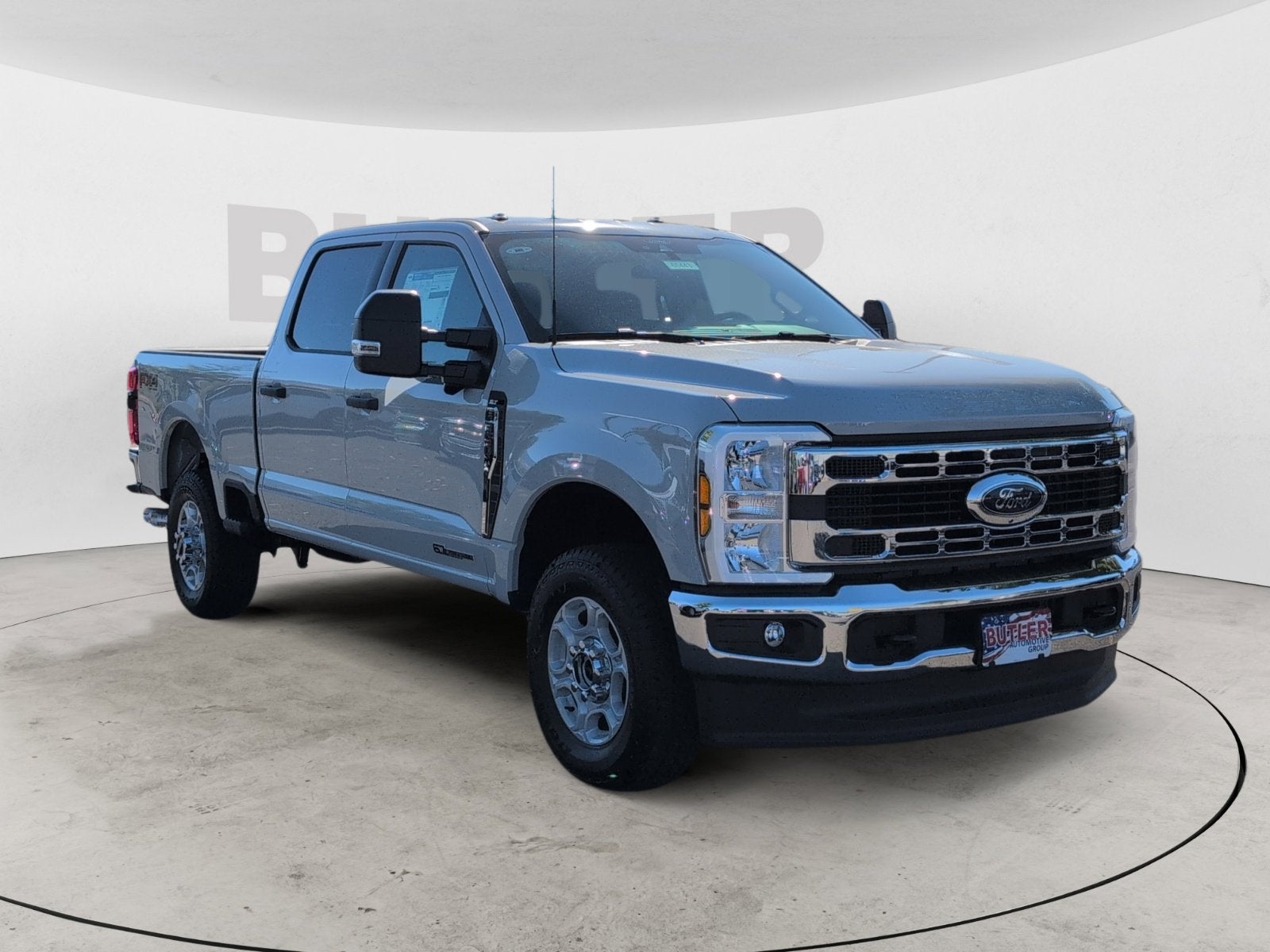 2026 Ford Super Duty F-350 SRW XLT