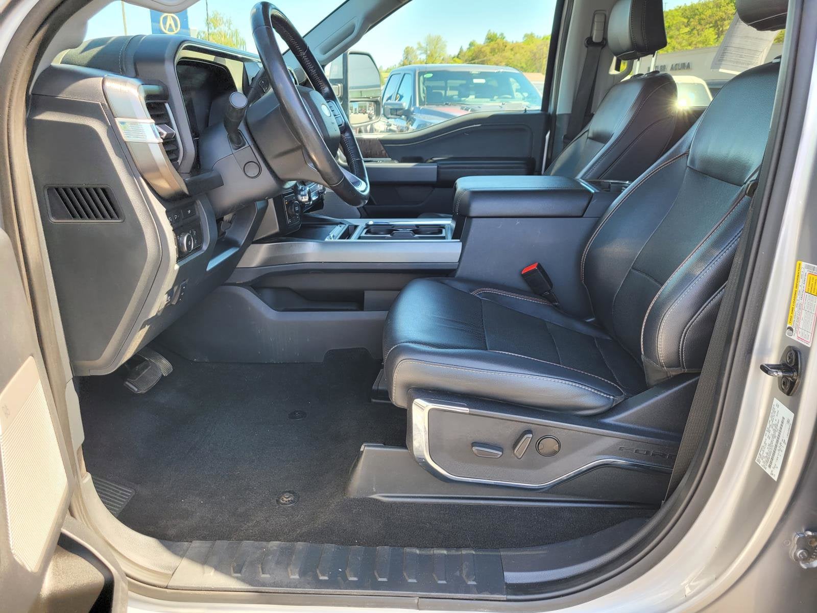 2023 Ford Super Duty F-350 SRW LARIAT