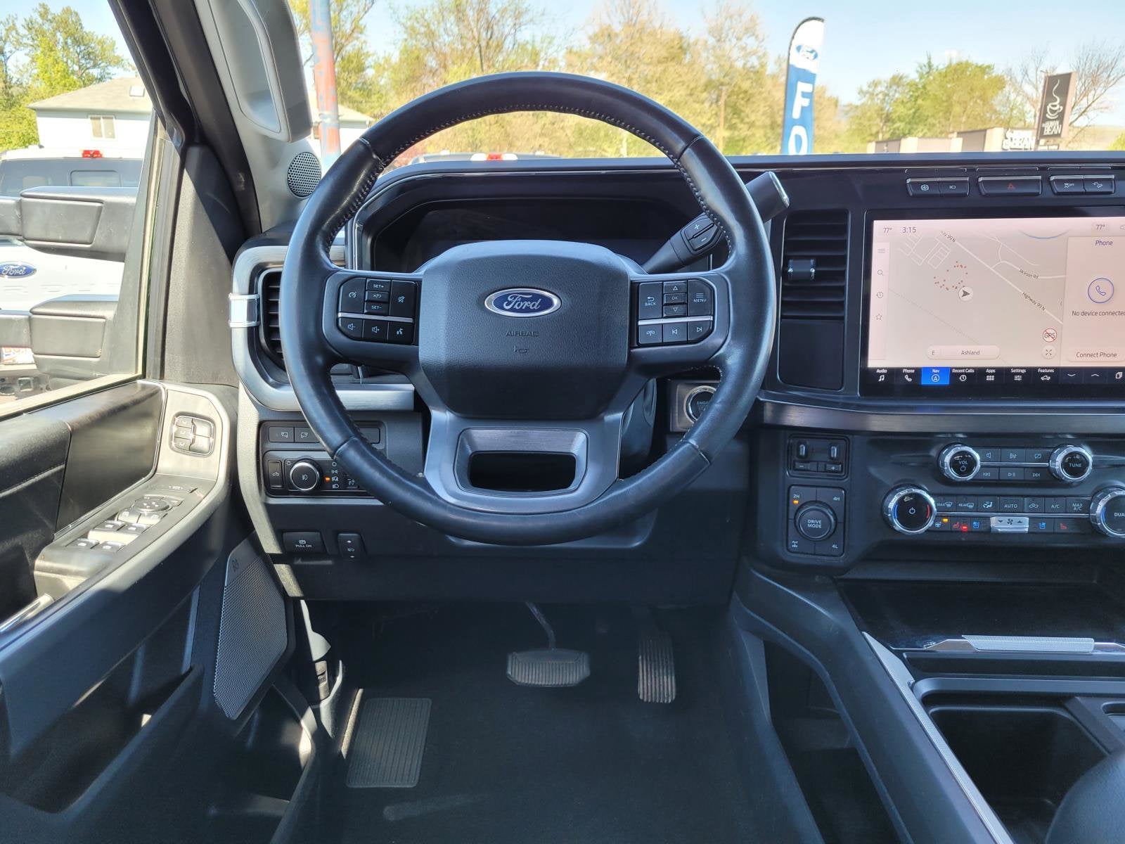 2023 Ford Super Duty F-350 SRW LARIAT