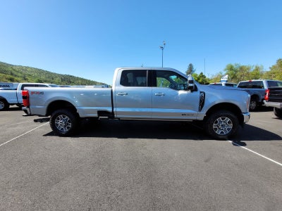 2023 Ford Super Duty F-350 SRW LARIAT