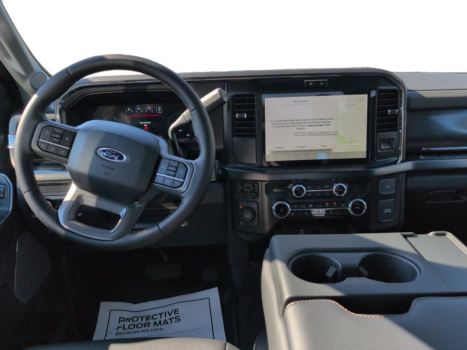 2026 Ford Super Duty F-350 SRW LARIAT