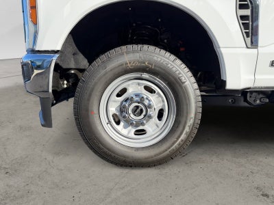 2026 Ford Super Duty F-350 SRW XL