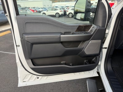 2026 Ford Super Duty F-350 SRW LARIAT