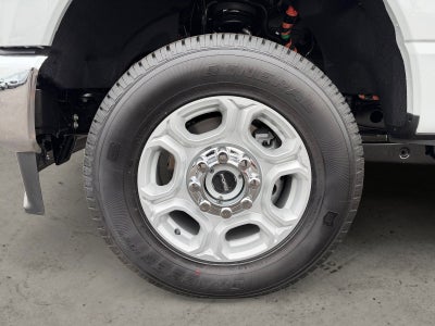 2026 Ford Super Duty F-350 SRW XLT