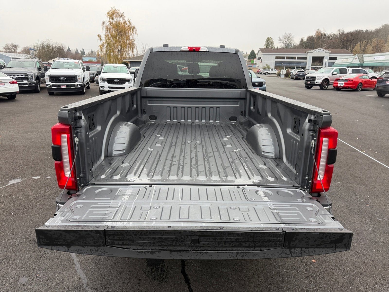 2026 Ford Super Duty F-350 SRW LARIAT