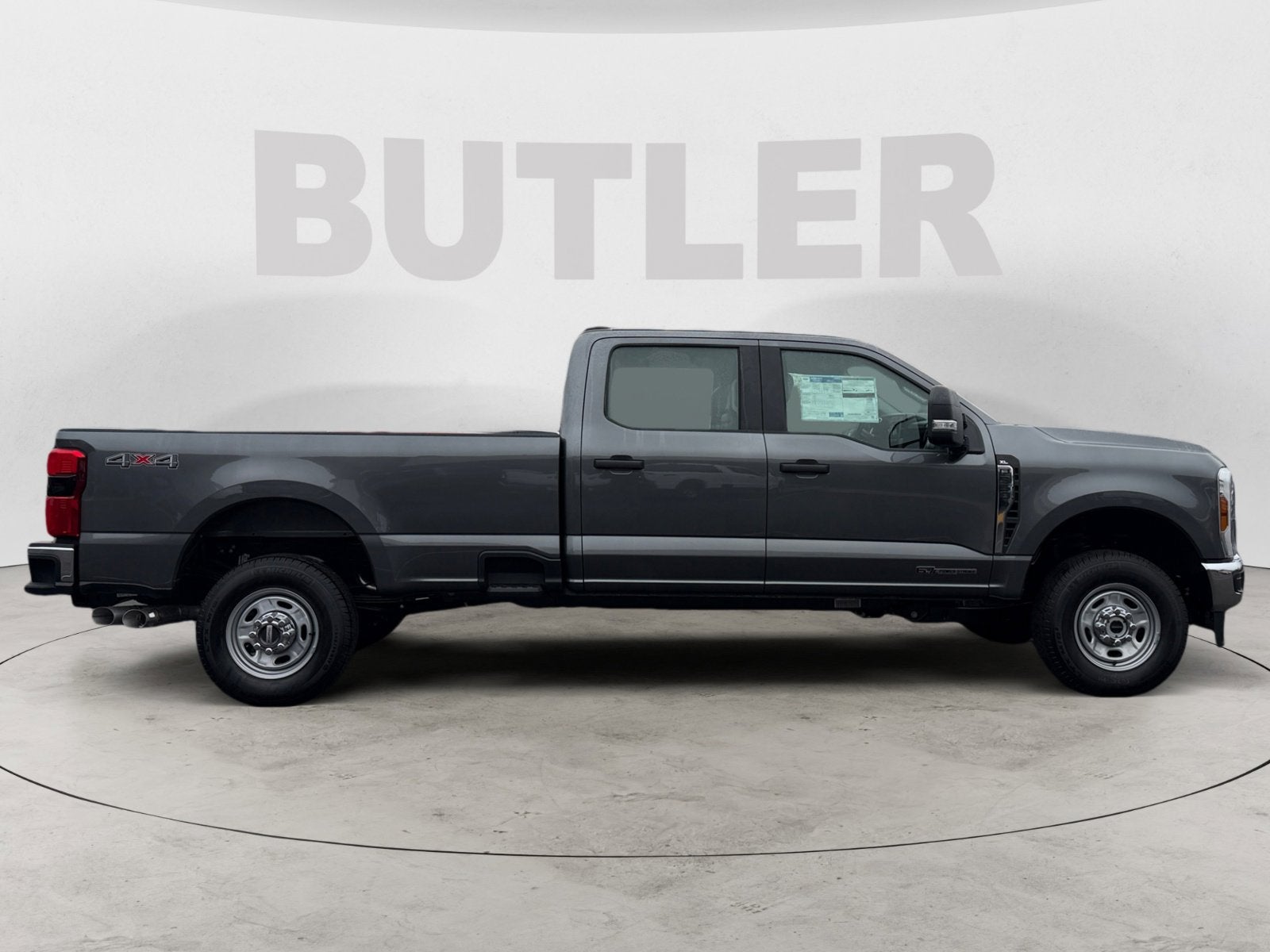 2026 Ford Super Duty F-350 SRW XL