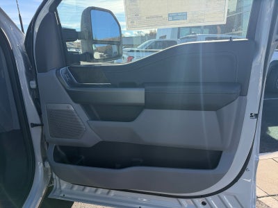 2026 Ford Super Duty F-350 SRW XLT