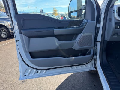 2026 Ford Super Duty F-350 SRW XLT