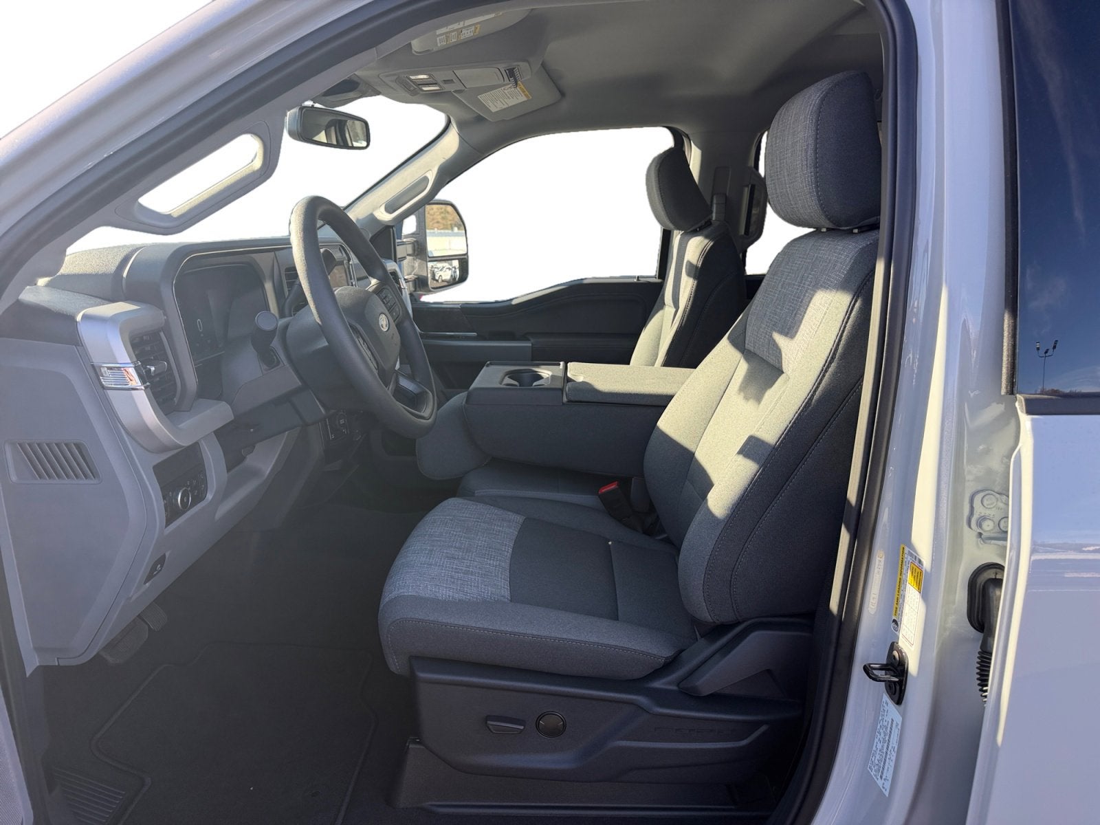 2026 Ford Super Duty F-350 SRW XLT