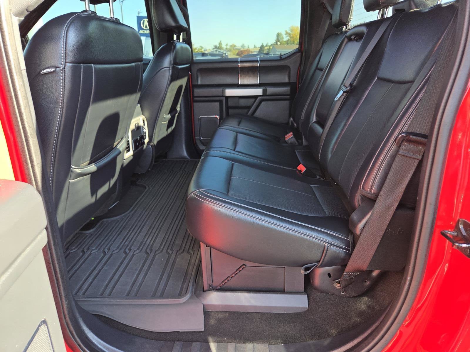 2022 Ford Super Duty F-350 SRW LARIAT