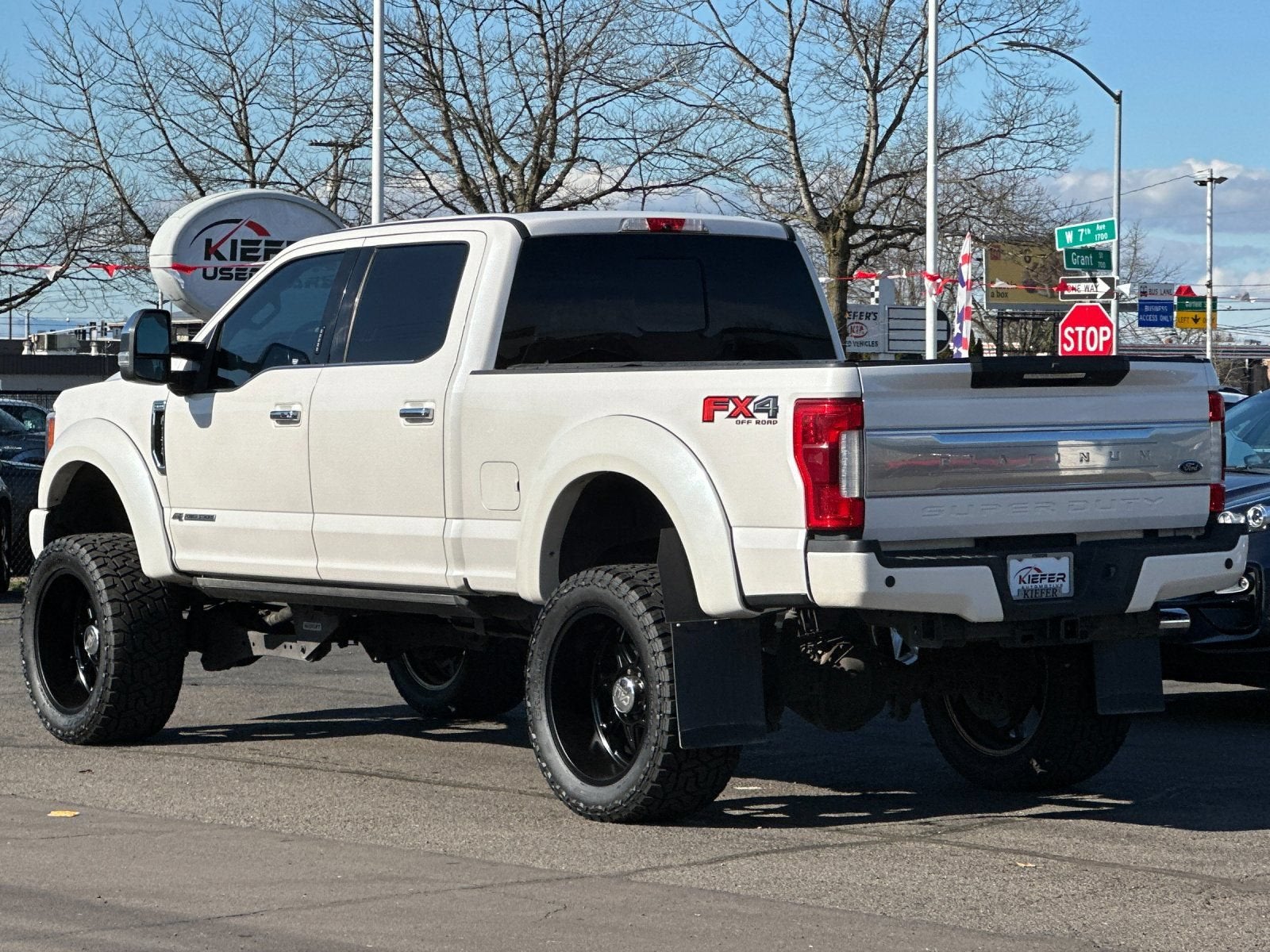 2019 Ford Super Duty F-350 SRW Platinum