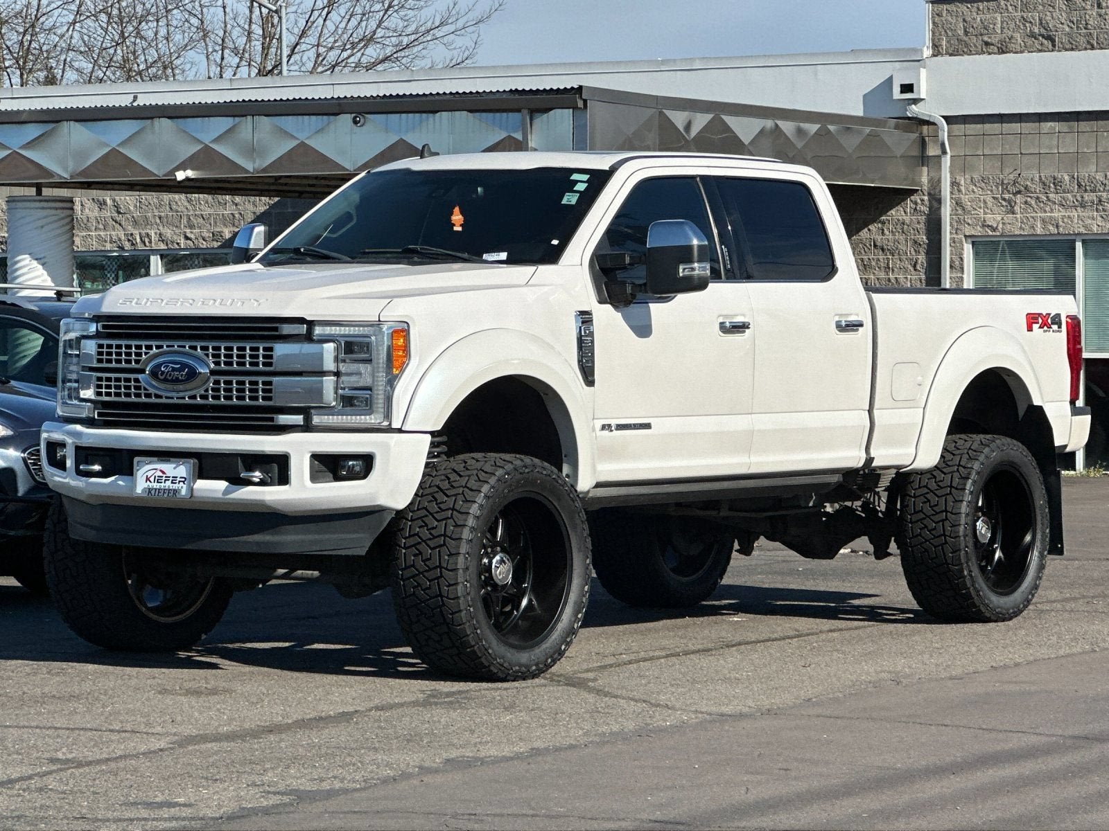 2019 Ford Super Duty F-350 SRW Platinum