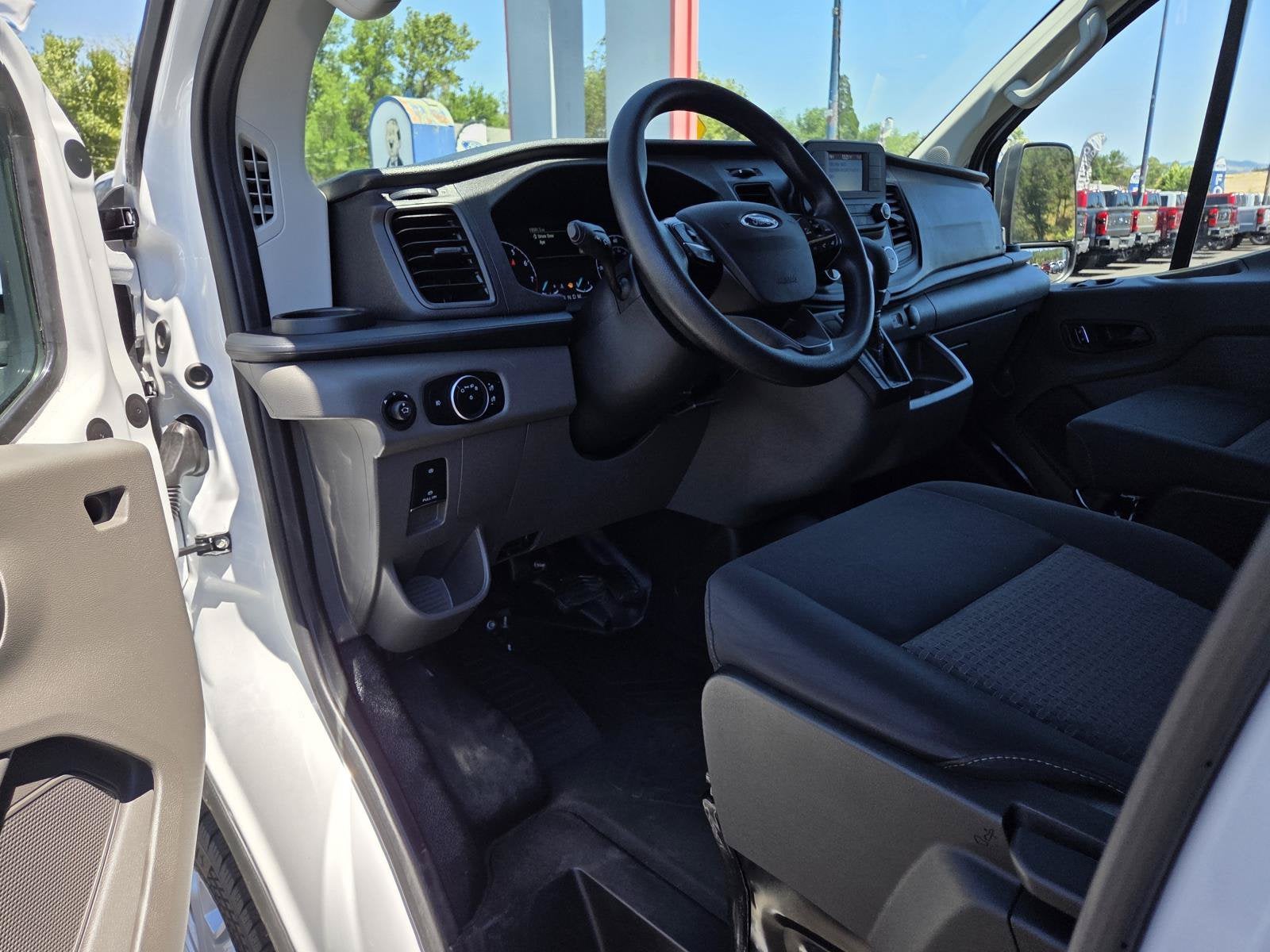2025 Ford Transit Cargo Van Base
