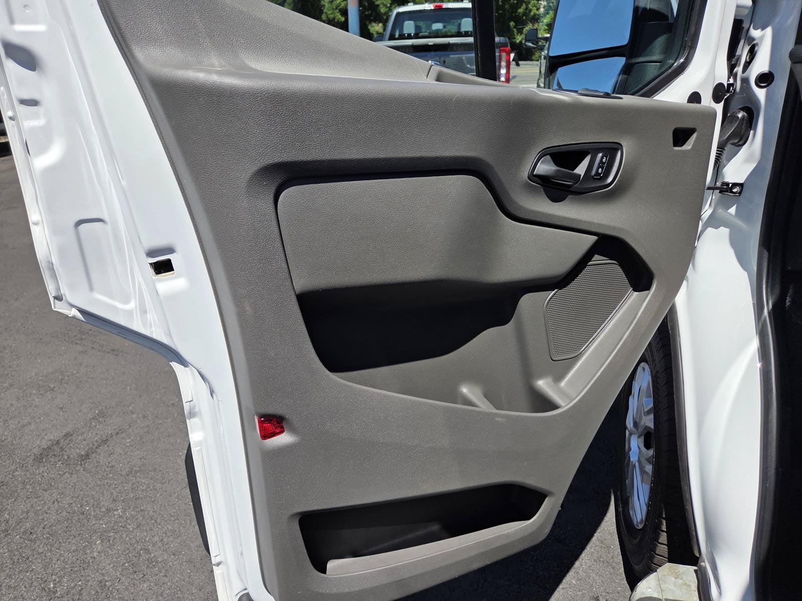 2025 Ford Transit Cargo Van Base