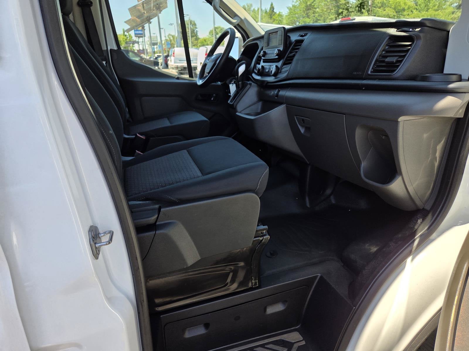 2025 Ford Transit Cargo Van Base