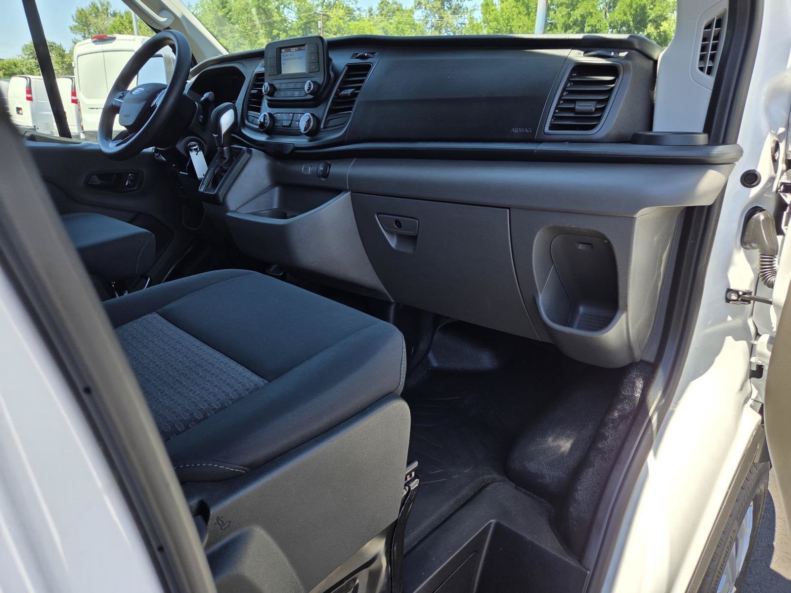 2025 Ford Transit Cargo Van Base