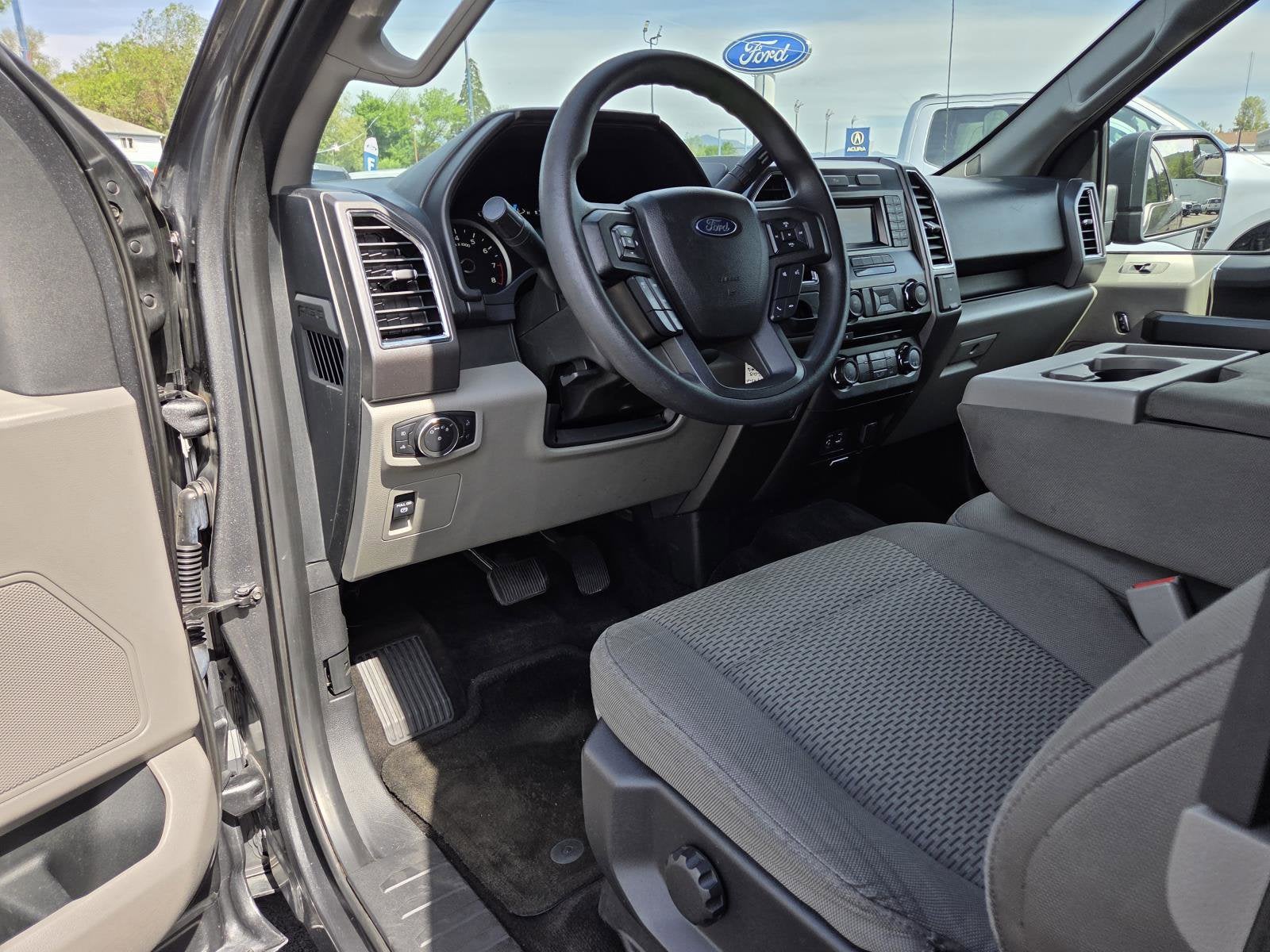 2015 Ford F-150 Base