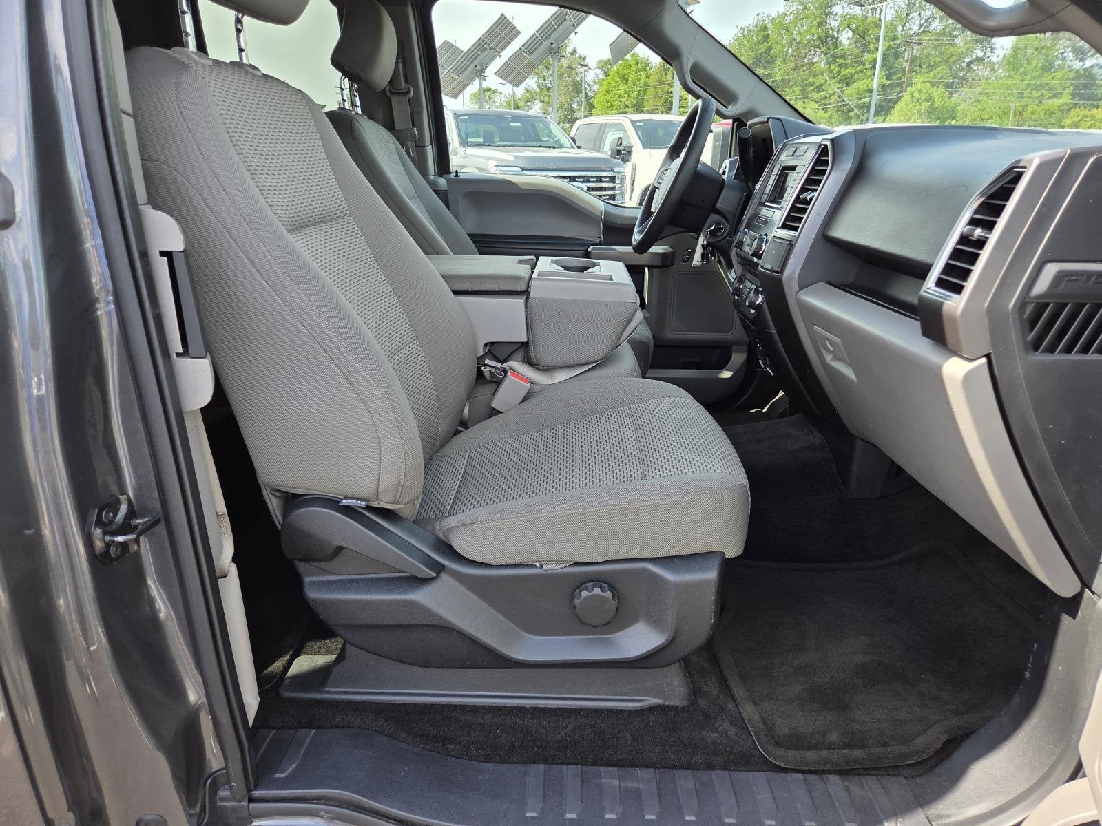2015 Ford F-150 Base