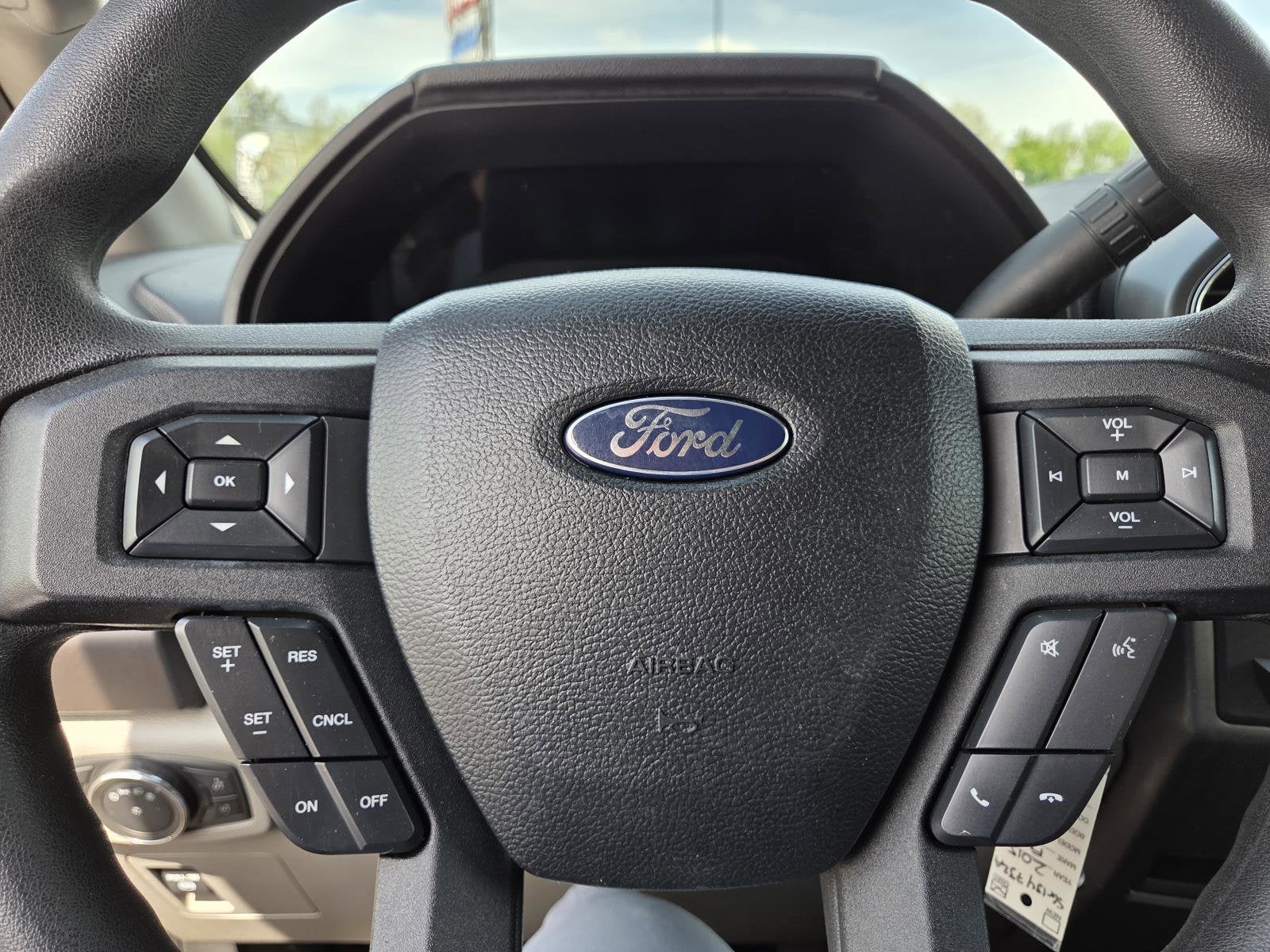 2015 Ford F-150 Base