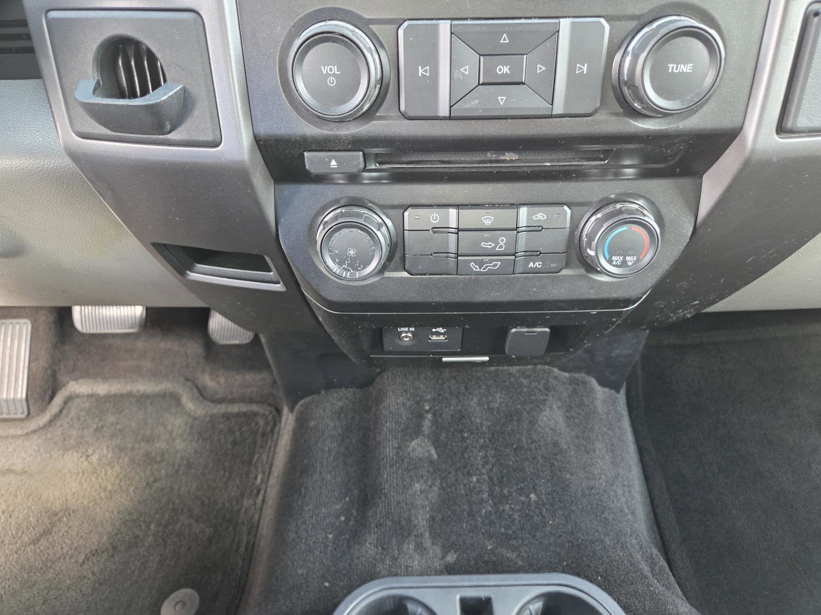 2015 Ford F-150 Base