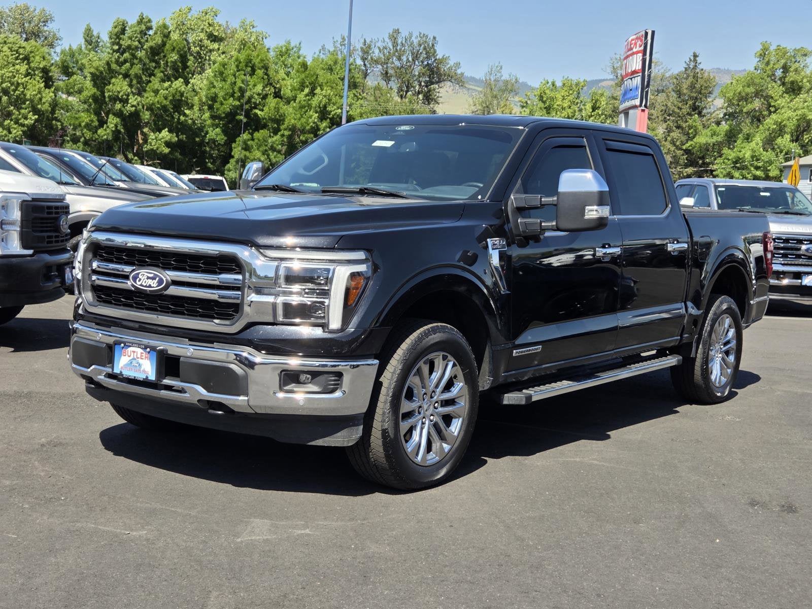 2025 Ford F-150 Lariat 4x4 SuperCrew 5-1/2 Box's photo