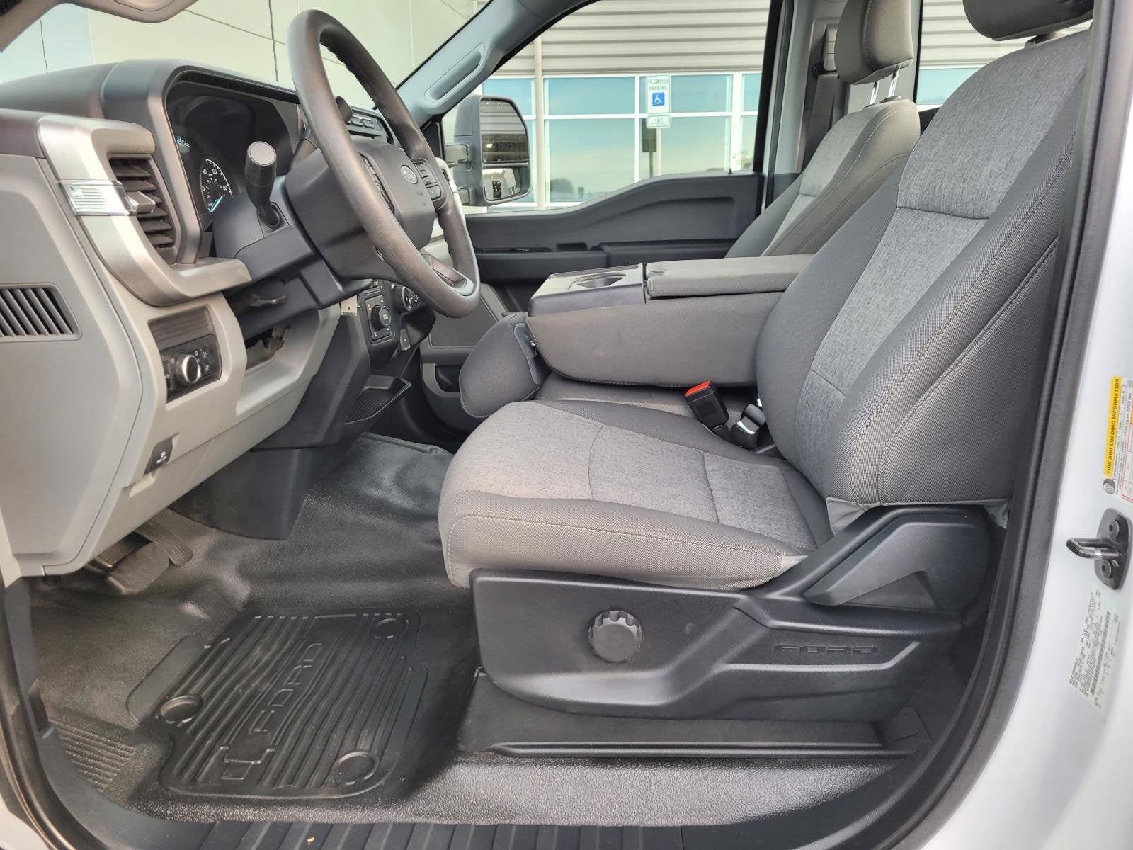 2024 Ford Super Duty F-350 SRW XL