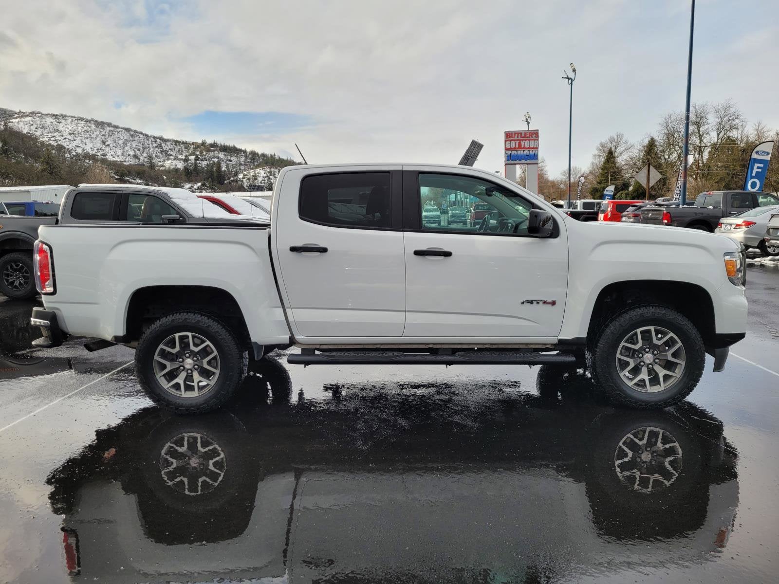 2022 GMC Canyon 4WD AT4 w/Cloth