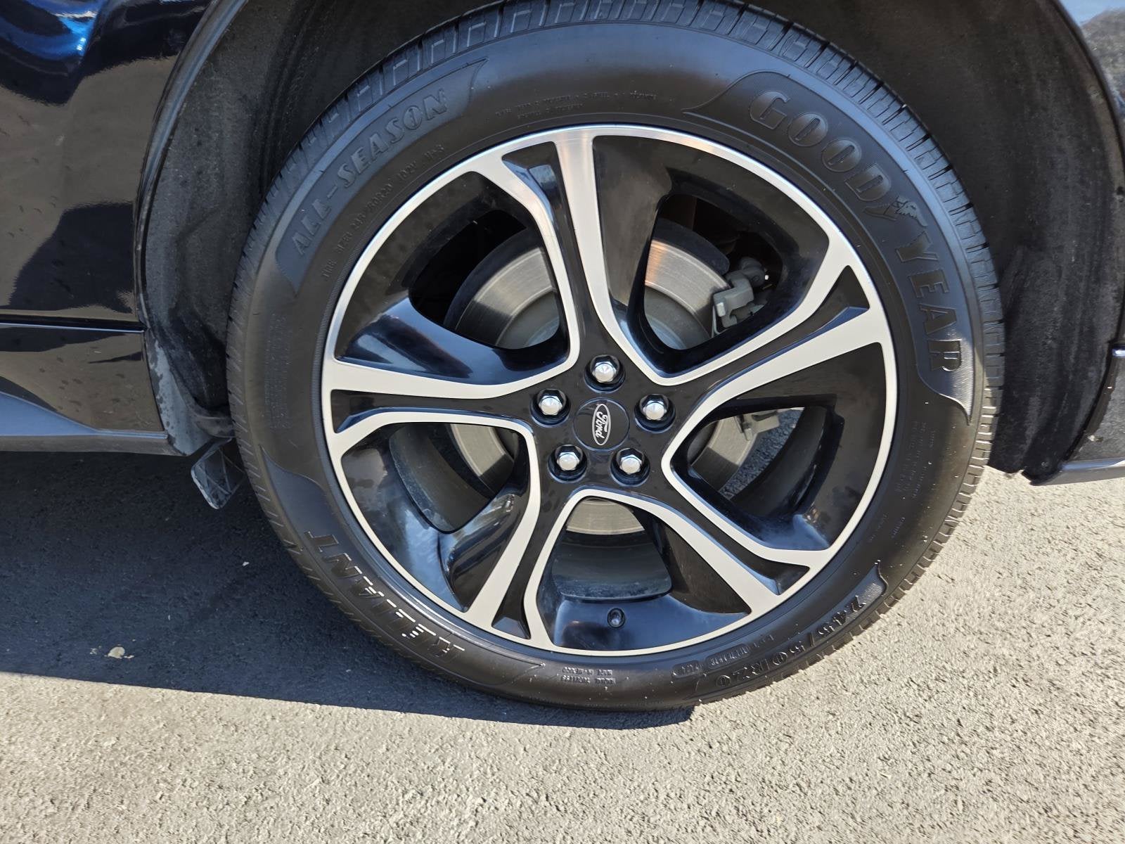 2019 Ford Edge ST