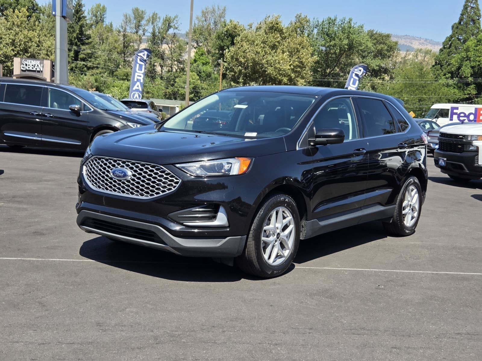 2024 Ford Edge