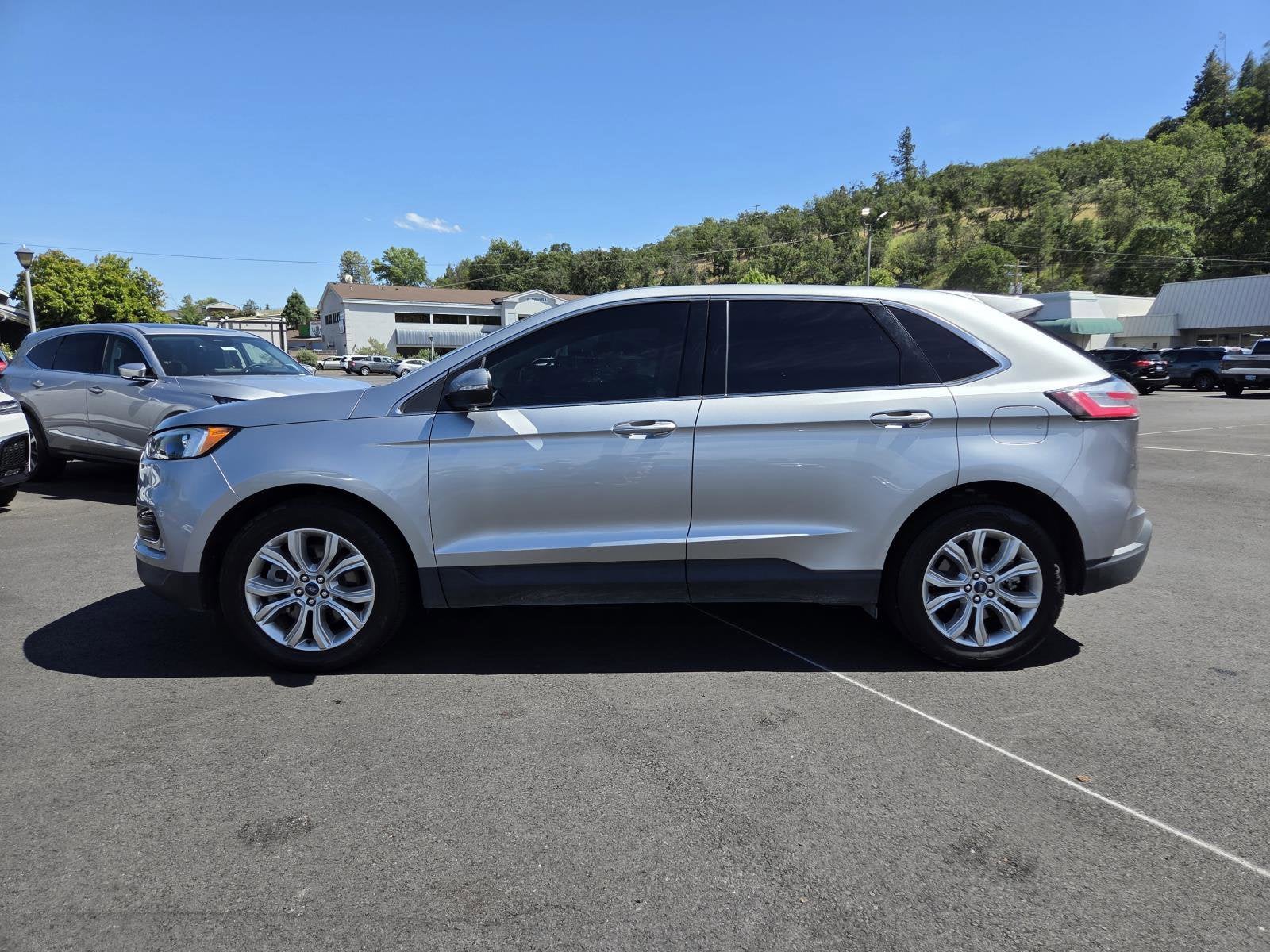 2024 Ford Edge Titanium