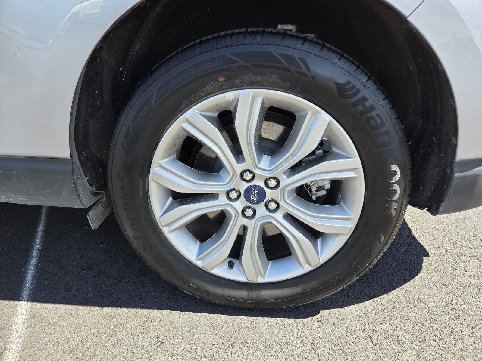 2024 Ford Edge Titanium