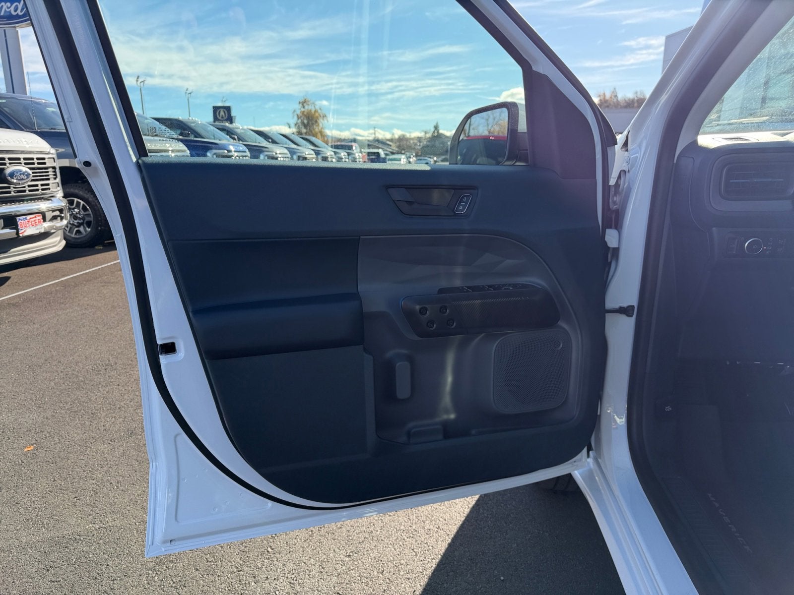 2025 Ford Maverick Lobo Standard