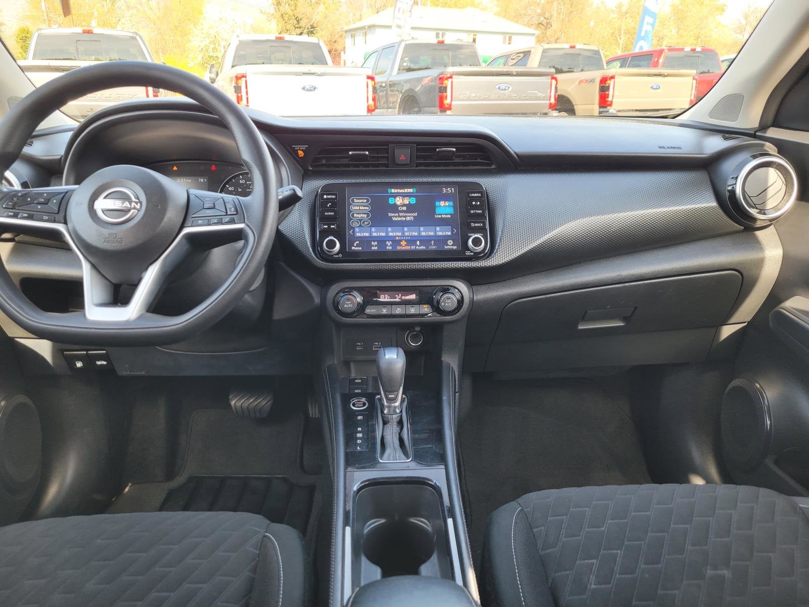 2022 Nissan Kicks SV