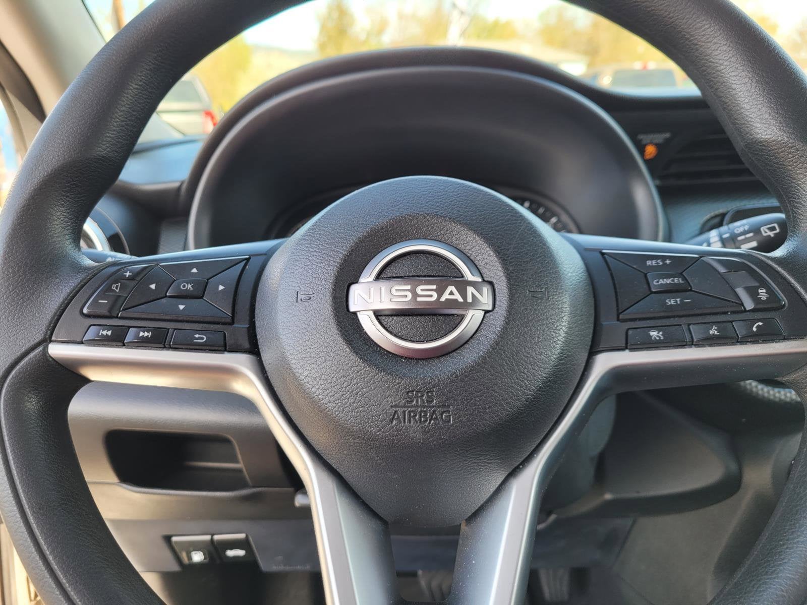 2022 Nissan Kicks SV