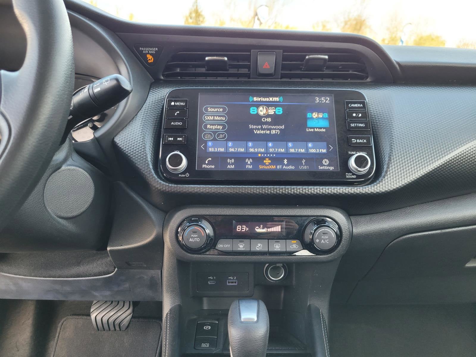 2022 Nissan Kicks SV