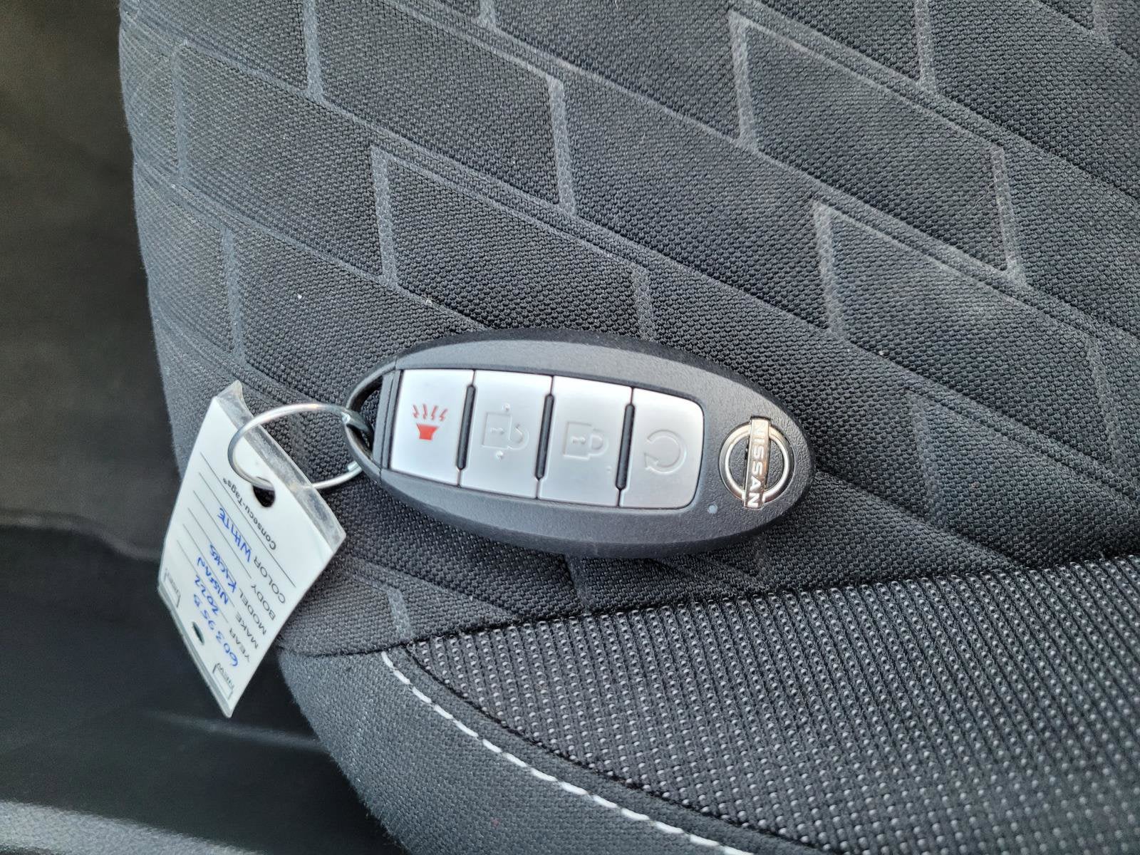 2022 Nissan Kicks SV