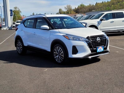 2022 Nissan Kicks SV