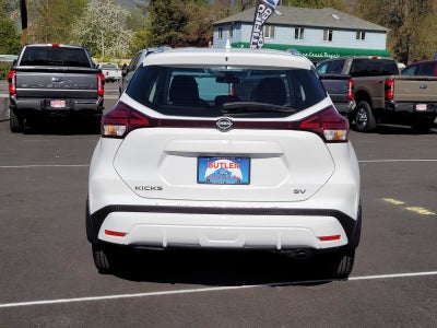 2022 Nissan Kicks SV