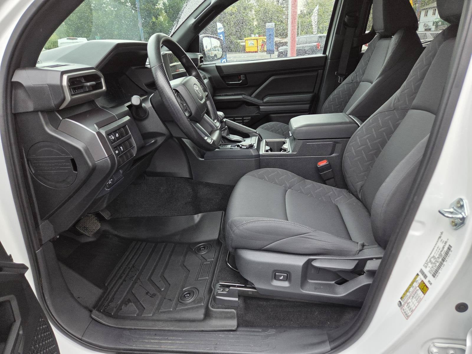2025 Toyota Tacoma 4WD SR5