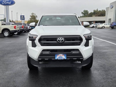 2025 Toyota Tacoma 4WD SR5