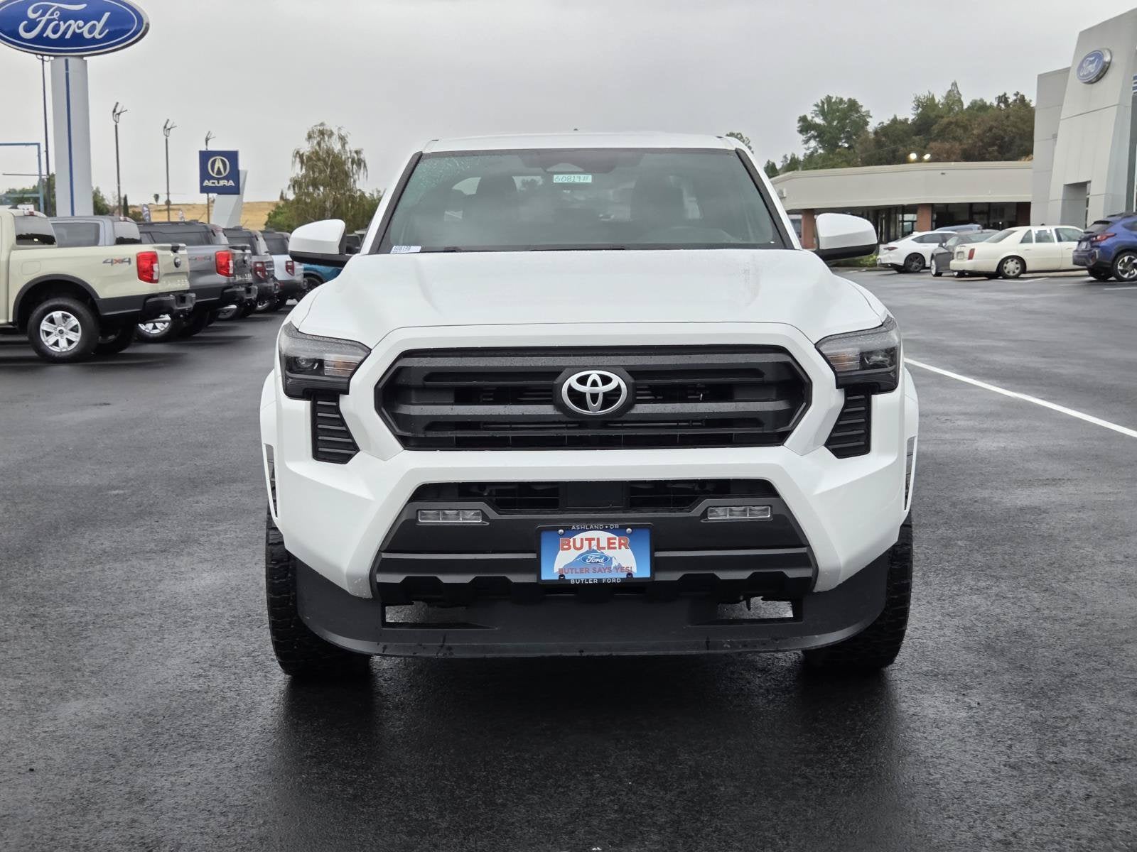 2025 Toyota Tacoma 4WD SR5