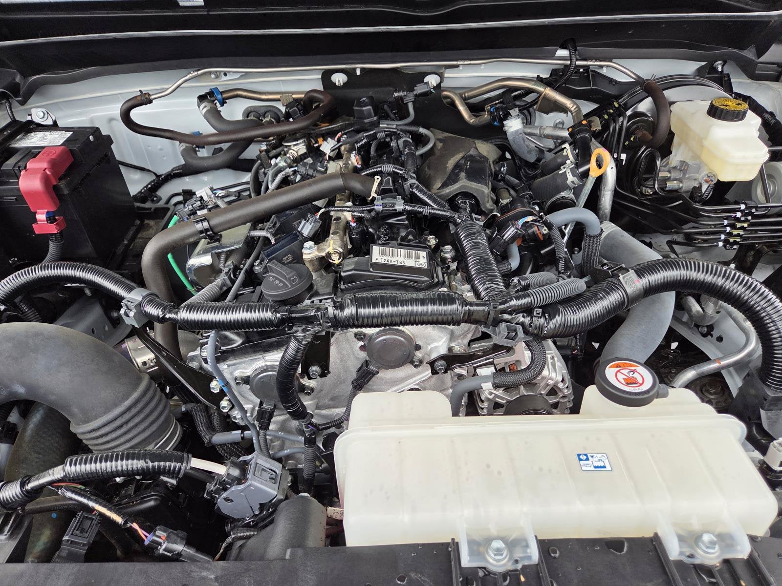 2025 Toyota Tacoma 4WD SR5