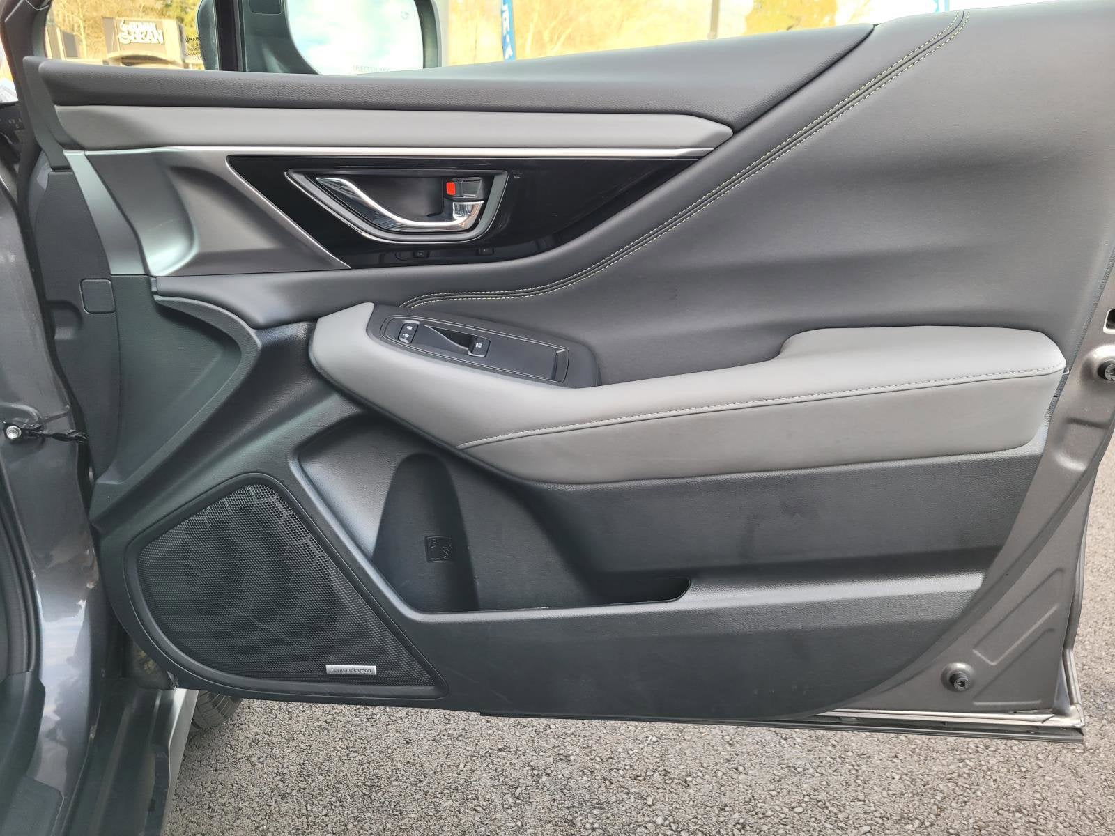 2024 Subaru Outback Onyx Edition XT