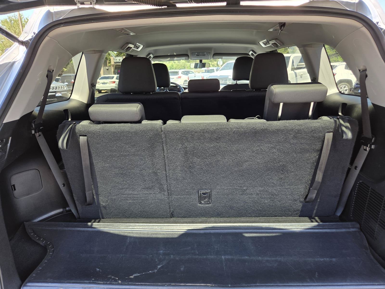 2016 Toyota Highlander LE