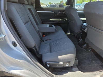 2016 Toyota Highlander LE
