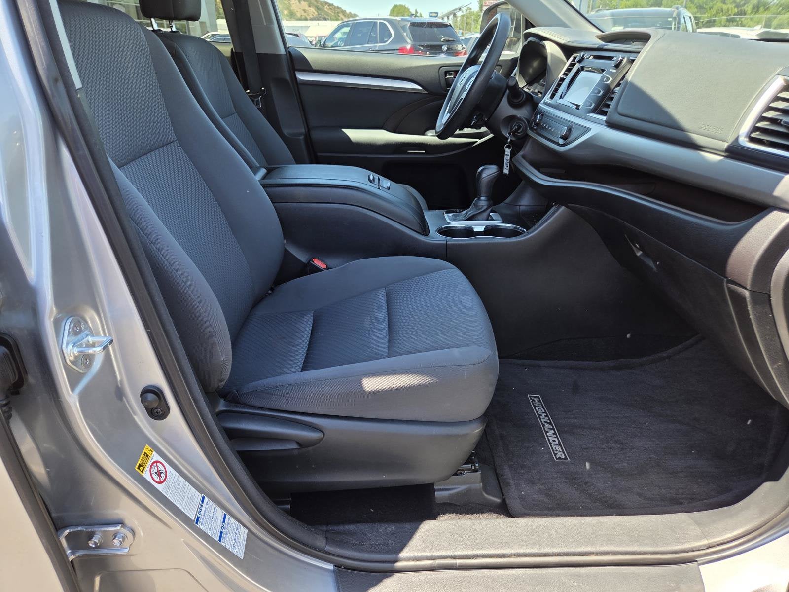 2016 Toyota Highlander LE