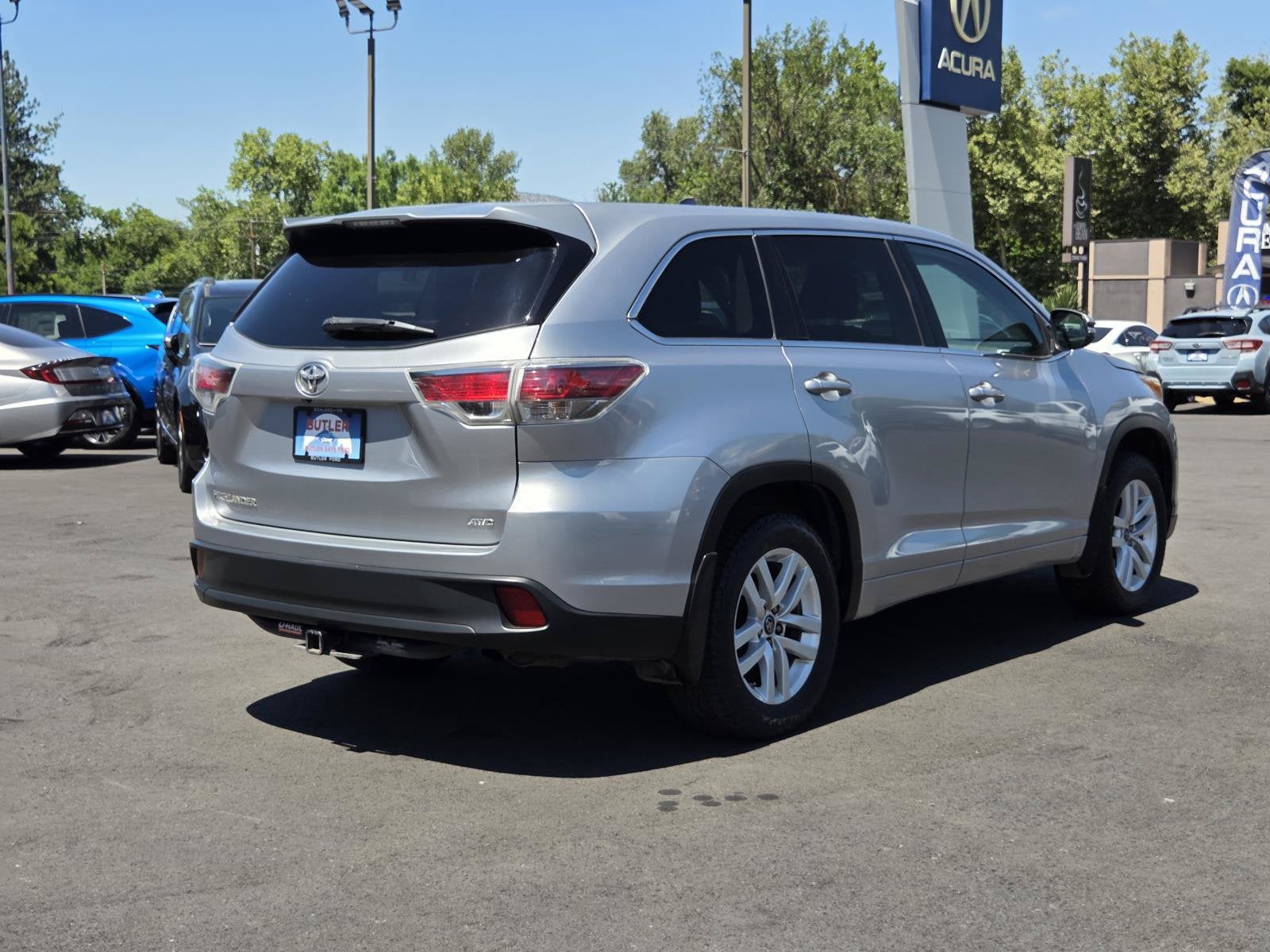 2016 Toyota Highlander LE