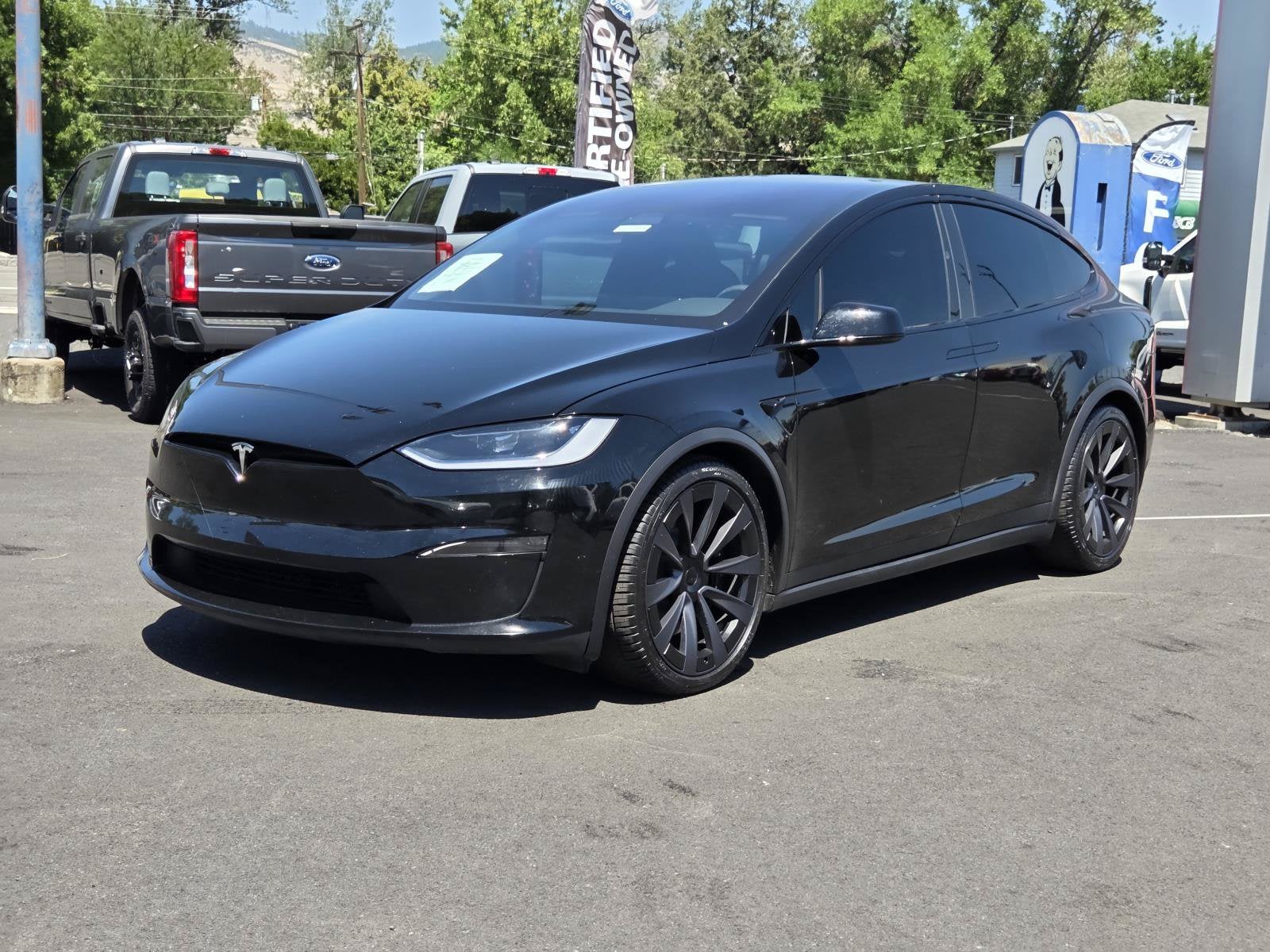 2025 Tesla Model X Base